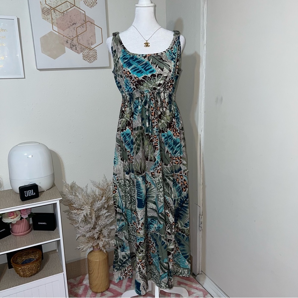 Lola P maxi tropical dress size L